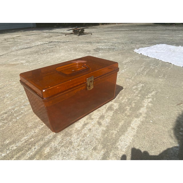 Burnt Orange Vintage Mid-Century Modern Burnt Orange Wil-Hold Acrylic 1960s Portable Sewing Box Storage, Brass Closure Sewing Kit For Sale - Image 8 of 11
