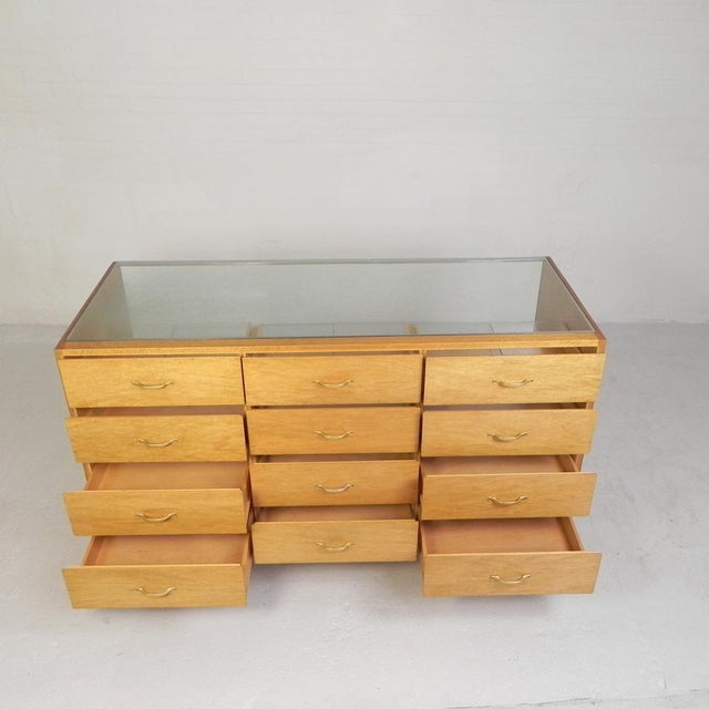 Display Case from Ladenbau Brixius, 1950s For Sale - Image 6 of 18