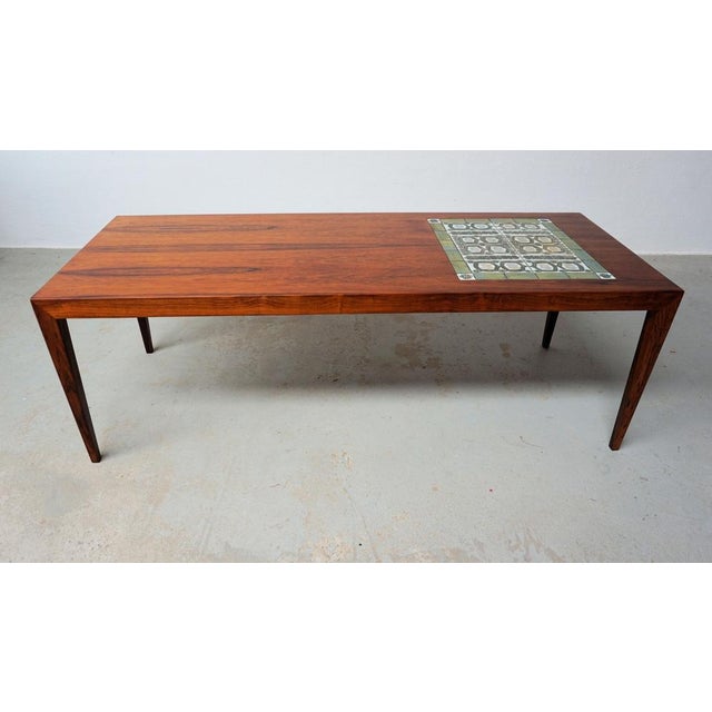 1960s Restored Rosewood Coffee Table with Royal Copenhagen Tiles by Severin Hansen for Haslev Møbelsnedkeri, 1960s For Sale - Image 5 of 9