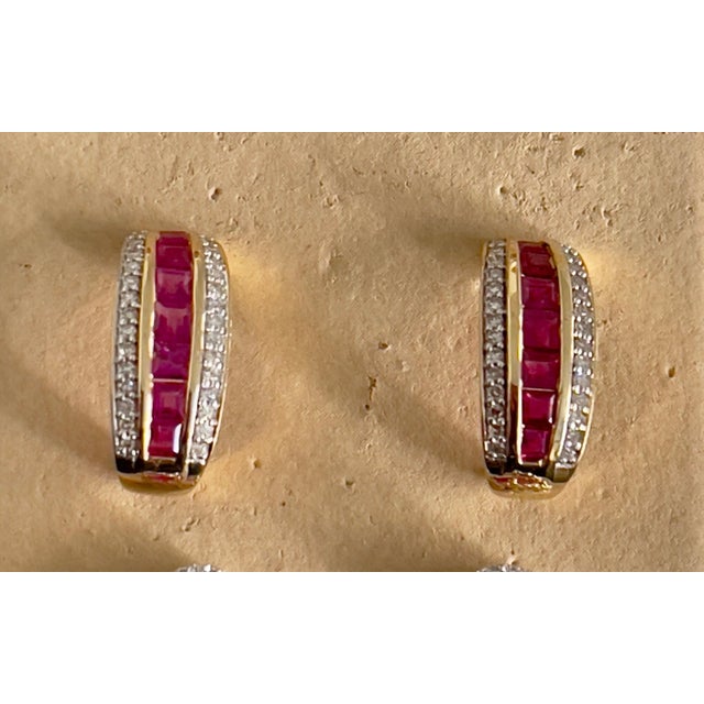 Princess Cut Natural Ruby and Diamond Stud Post Earrings 14 Karat Yellow Gold For Sale - Image 14 of 18