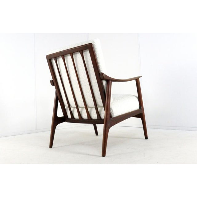 A beautiful piece of furniture designed in Scandinavian design language! That is how we can call Easy Chair "Daugbjerg"....