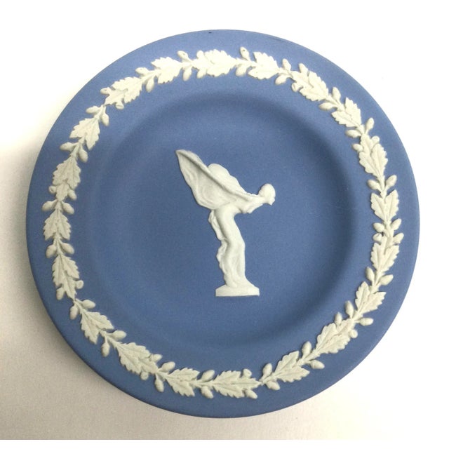 Ceramic Vintage Rolls Royce Wedgwood "Spirit of Ecstacy" Wall Tray For Sale - Image 7 of 7