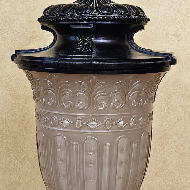 Ivory Vintage Neoclassical Urn Table Lamp With Frosted Glass & Dual Night Light For Sale - Image 8 of 18