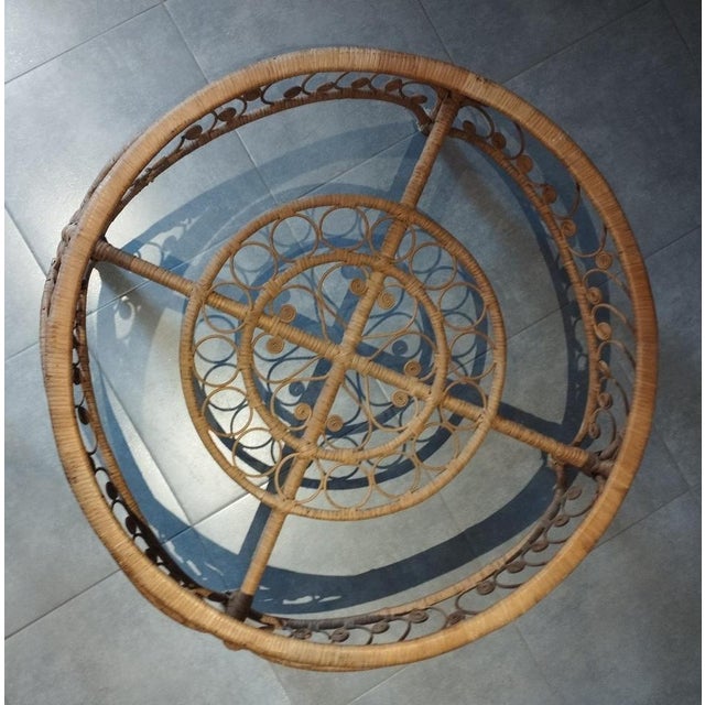 Mid-Century Modern Large French Riviera Style Peacock Coffee Table in Rattan, Bamboo and Glass, 1970s For Sale - Image 3 of 18