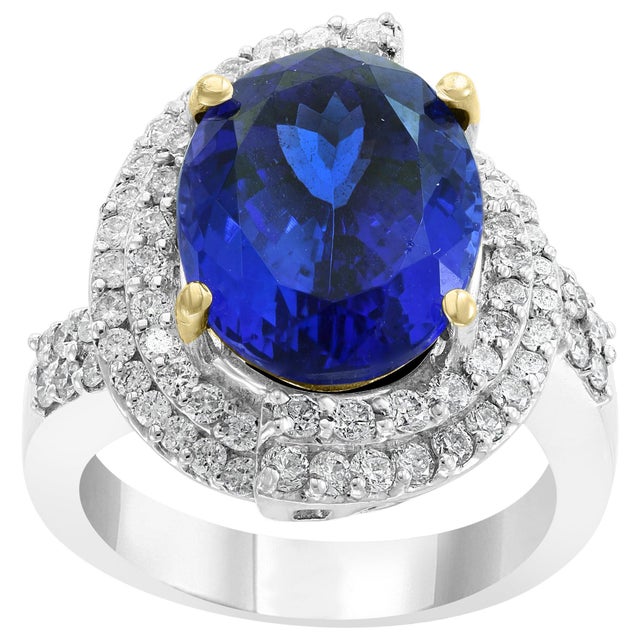 8.5 Carat Oval Tanzanite and 2 Carat Diamond Ring 18 Karat White Gold, Estat For Sale - Image 15 of 18