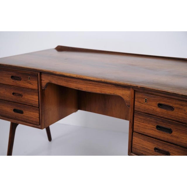 Brown Rosewood Desk by Svend Åge Madsen for Sigurd Hansen Furniture Factory, 1960 For Sale - Image 8 of 13