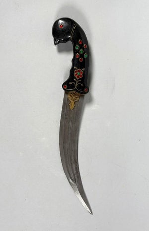 Kard jade dagger with a bird's head, India, Mughal Dynasty (1526-1857)