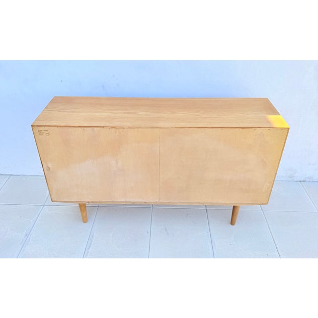 Danish Oak Sideboard by Carlo Jensen for Poul Hundevad, 1960s For Sale - Image 6 of 18
