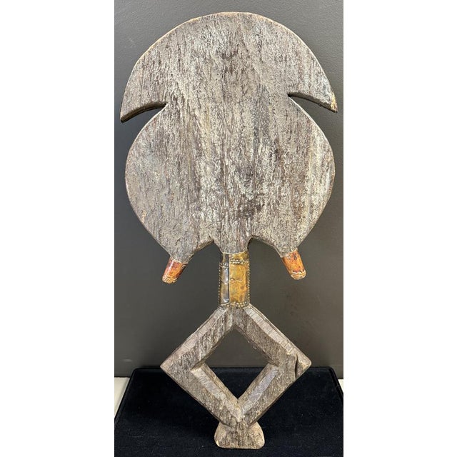 Ancient Kota Reliquary in Gabon, Circa 1950 For Sale - Image 3 of 11