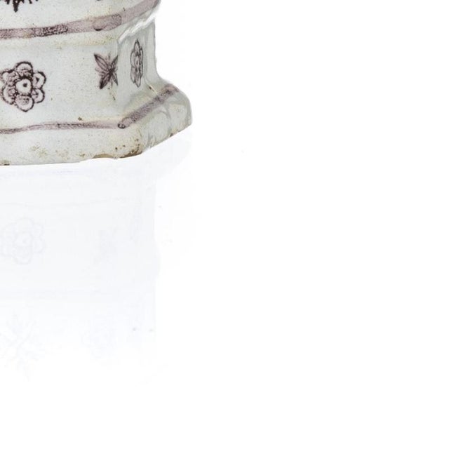 Hexagonal Inkwell in Viana Earthenware, 18th Century For Sale - Image 5 of 6