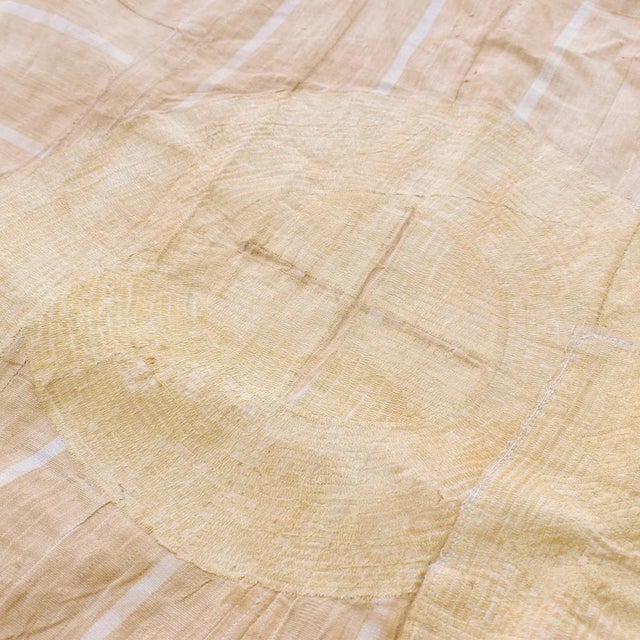 Beige Early 20th Century Hausa Beige Embroidered Boubou Shirt Nigeria For Sale - Image 8 of 14
