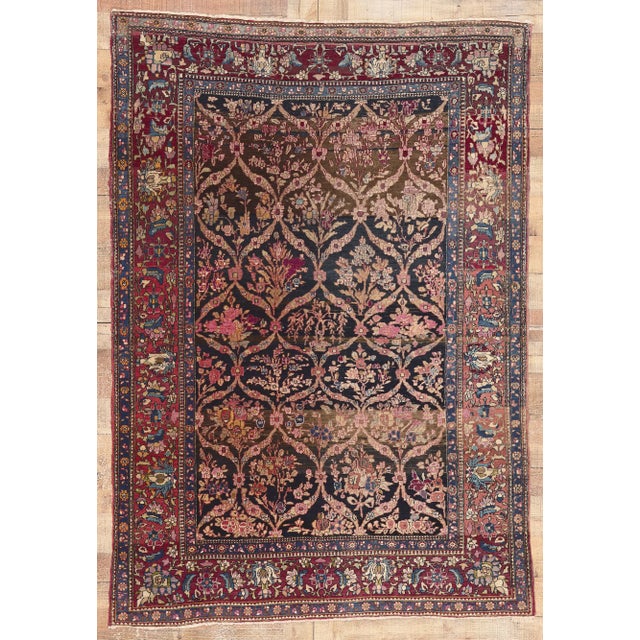 Early 20th Century Antique Persian Isfahan Rug - 04'09 X 06'09 For Sale - Image 9 of 9