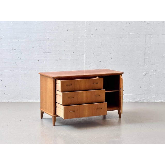 Mid-Century Modern Sideboard in Teak, 1950s For Sale - Image 5 of 17