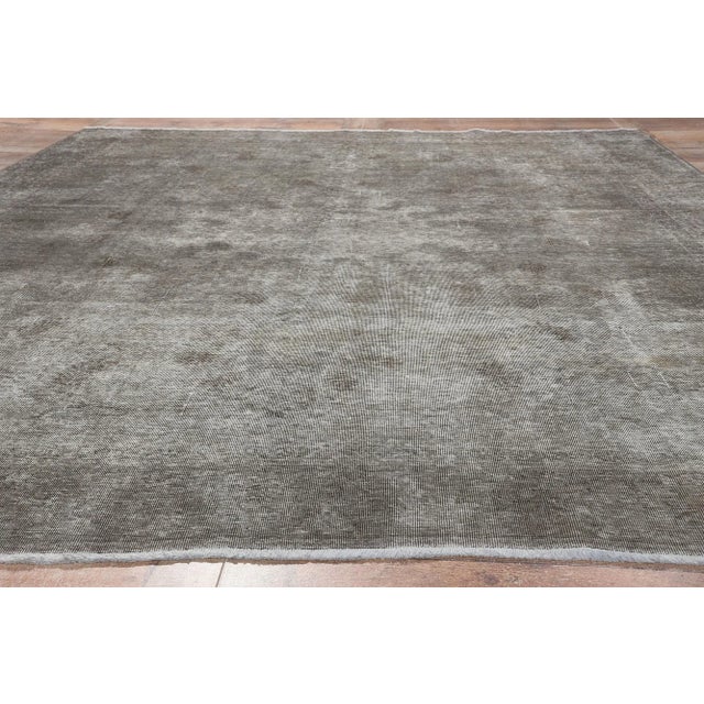 Gray Mid 20th Century Vintage Distressed Gray Rug - 08'09 X 11'04 For Sale - Image 8 of 10
