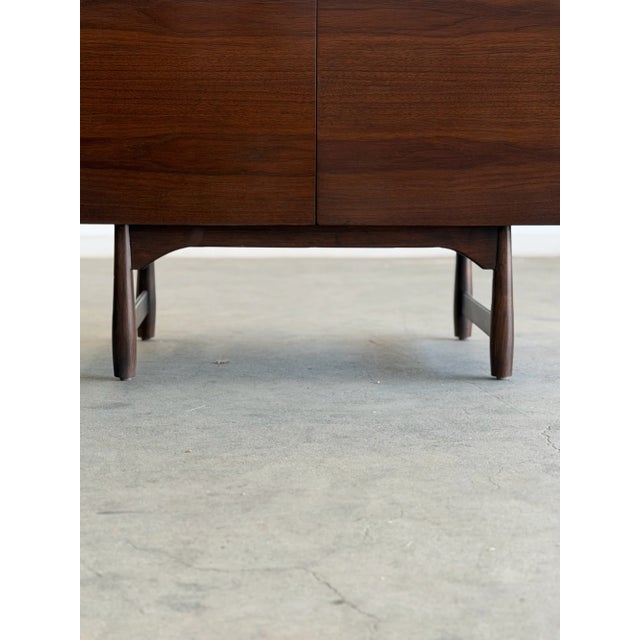 Pair of Mid Century Nightstands by John Caldwell for Brown Saltman For Sale - Image 14 of 18