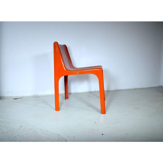 Space Age Italian Orange Chairs, 1960s, Set of 4 For Sale - Image 4 of 14