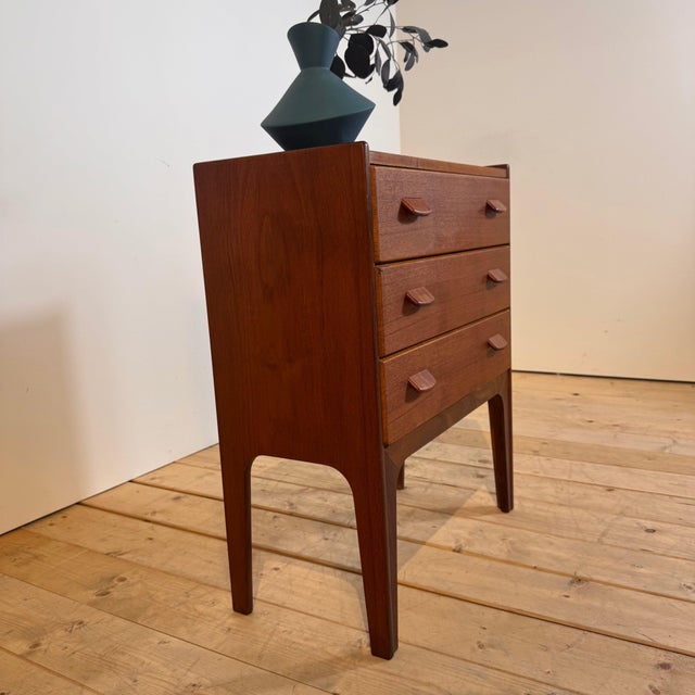 Vintage Danish Teak Nightstand with Three Drawers, 1960s For Sale - Image 4 of 9