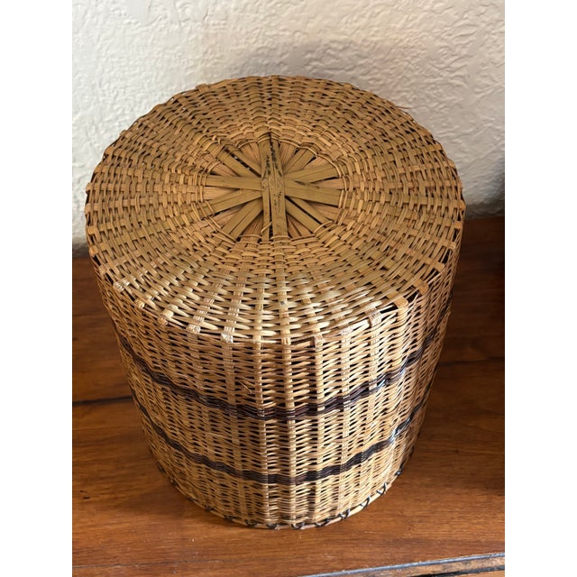 Late 20th Century Large Late 20th Century Woven Wicker Basket For Sale - Image 5 of 6