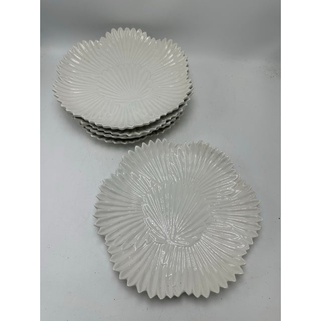 Vintage Set of Palm Beach Style Palm Plates For Sale - Image 4 of 6