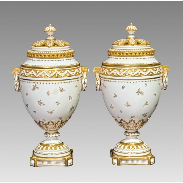 Royal Worcester Antique Royal Worcester Neoclassical Matched White and Gilt (Gold) Porcelain Covered Urns W/ Landscaped Panels by Harry Davis, a Pair, England 1912. For Sale - Image 4 of 12