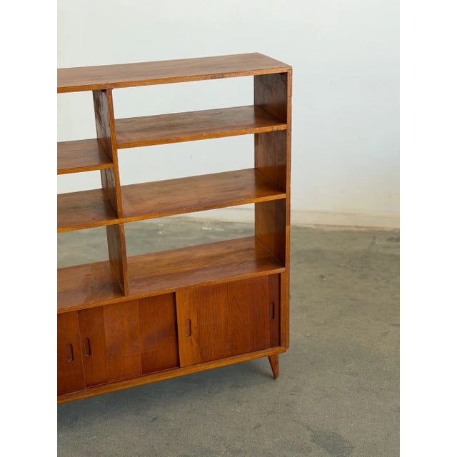 Mid-Century Modern 1960s Aged Pine Compact Shelving For Sale - Image 3 of 18