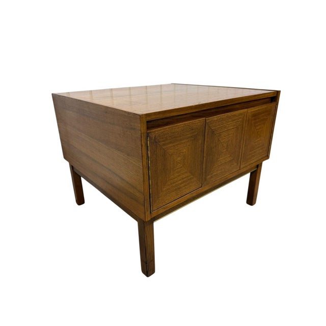 Mid-Century Modern Mid-Century Modern 1960s Walnut Lane Side End Table For Sale - Image 3 of 6