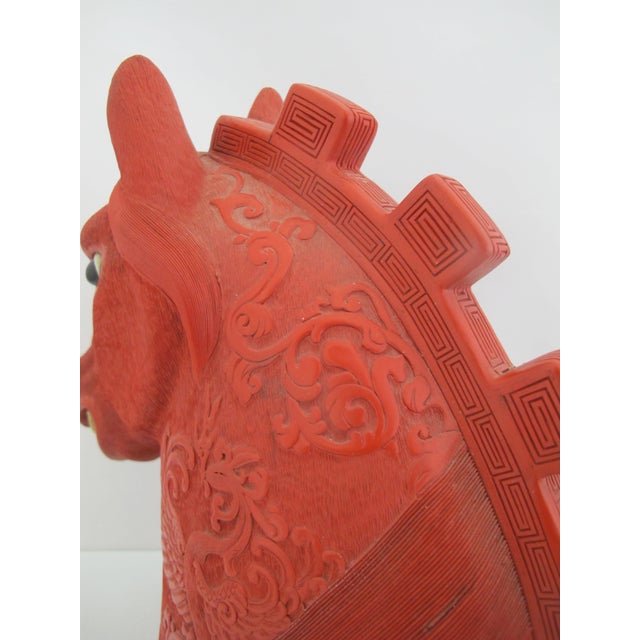 Chinese Cinnabar Lacquer Horse Head Carved Phoenix Bird Sculpture Box For Sale - Image 11 of 15
