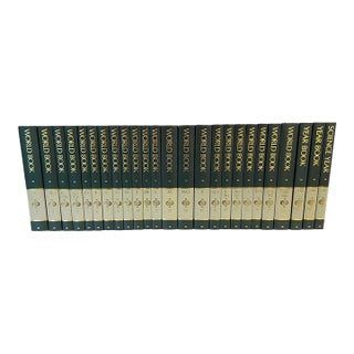 Vintage World Book Encyclopedia Set - Green Binding Gilt Edges 1989 For Sale