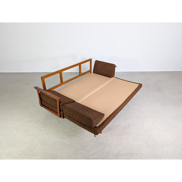 Vintage Sofa in Walnut from Walter Knoll For Sale - Image 6 of 12