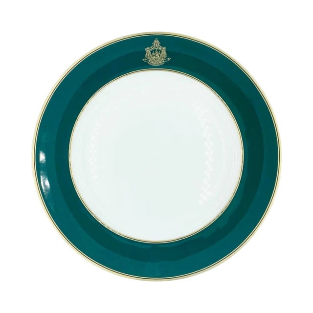 White Vintage the Beverly Hills Hotel Green & Gold Charger Dining Dinner Plate For Sale - Image 8 of 13