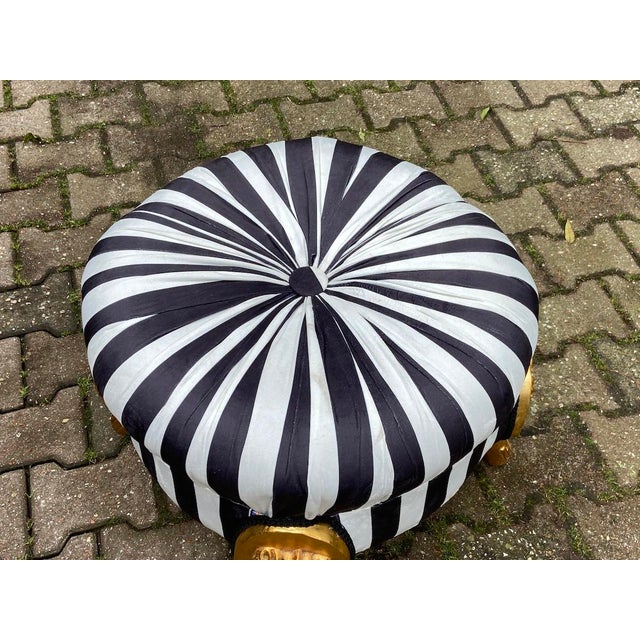 French 1970s French Louis XVI Gold Beech Velvet Bench For Sale - Image 3 of 10