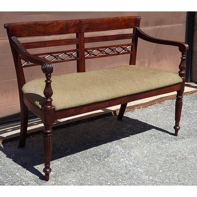 Traditional Early 20th Century Edwardian Carved Walnut and Upholstered Settee For Sale - Image 3 of 9