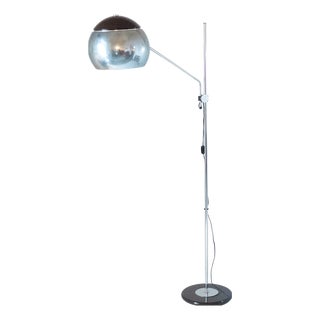 Vintage Floor Lamp in Chromed Metal Structure, Italy, 1960s For Sale
