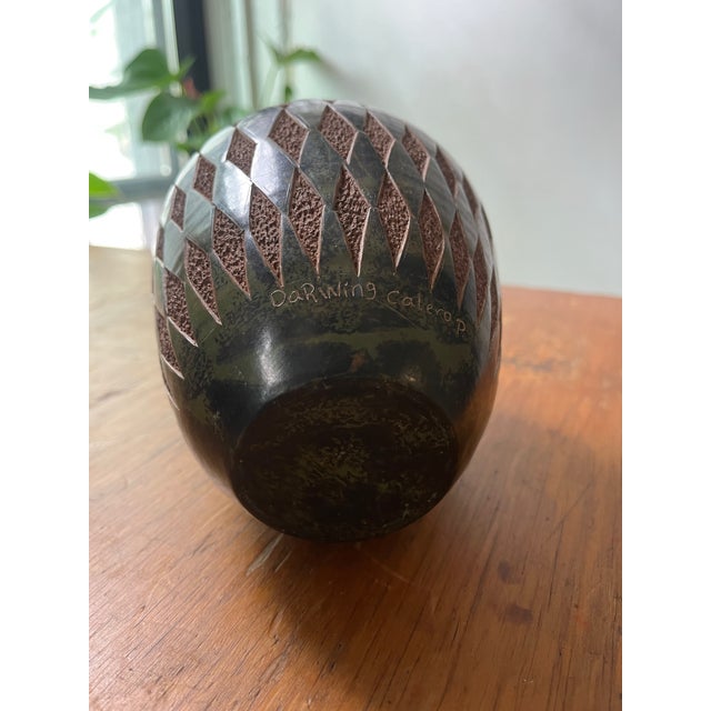 Darwing Calero Potosme South American Studio Pottery Vase Signed Hand Painted For Sale - Image 4 of 7