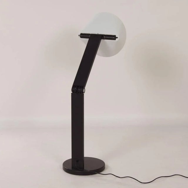 Metal Zeta Table Lamp by Franco Mirenzi and Vittorio Paris for Valenti Luce, 1970s For Sale - Image 7 of 13