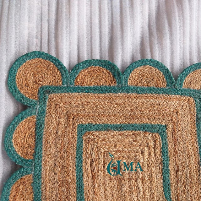 Green Outlined Scalloped Jute Doormat For Sale - Image 9 of 12
