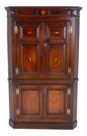 Georgian Corner Cabinet in Panelled Oak