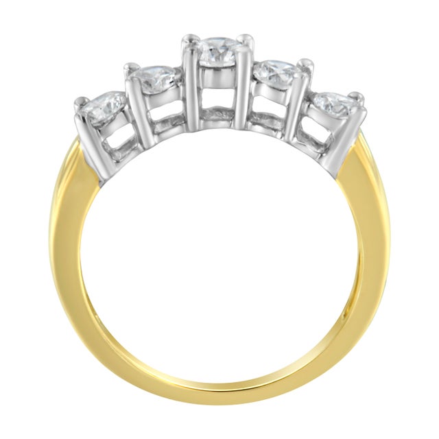 Contemporary 14KT Two Toned Gold 5 Stone Diamond Ring (1 cttw, H-I Color, SI1-SI2 Clarity) - Size 7 For Sale - Image 3 of 6