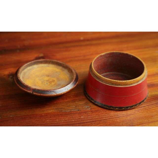 Late 20th Century Vintage Indian Tika Spice Lacquer Wooden Box in Red & Black Patina For Sale - Image 5 of 9