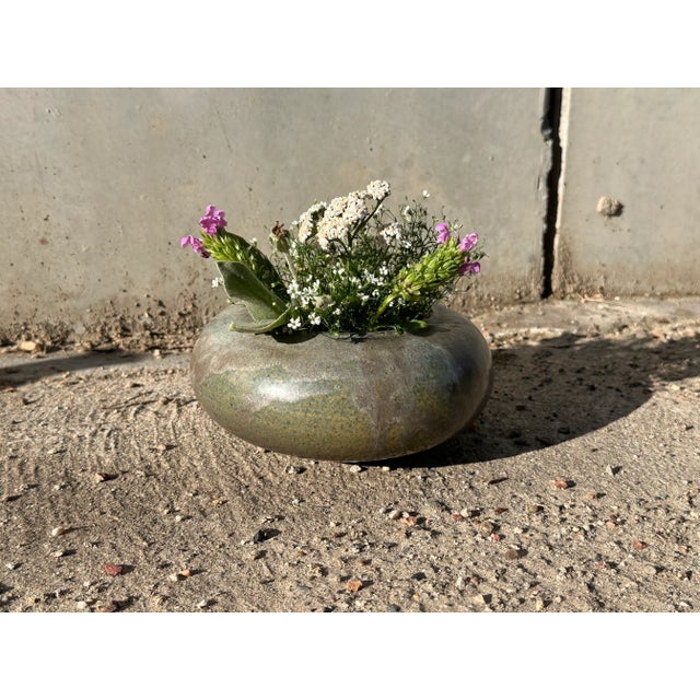 Flat-Shaped Studio Ceramic Art Vase Glazed in Crystal- and Run-Glaze Technique, West Germany, 1960s For Sale - Image 9 of 18