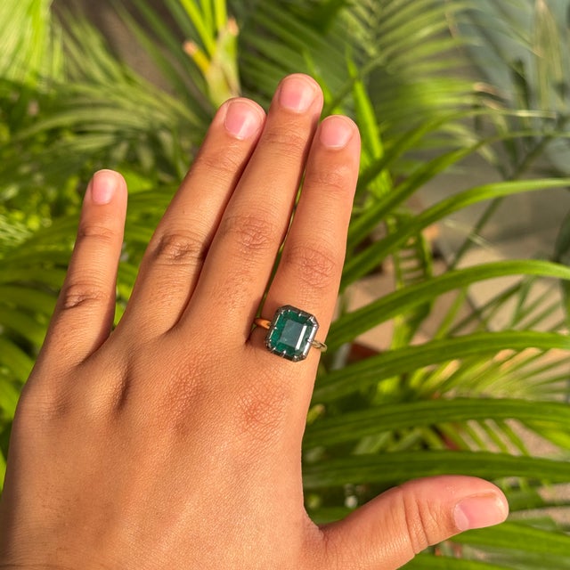 1930s Inspired Traditional 4 Carat Emerald Pinion Bezel Ring Size 5 in 18k Yellow Gold For Sale - Image 12 of 16