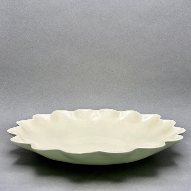 Red Wing Pottery Vintage Red Wing Pottery Beige and Chartreuse Ruffled Console Bowl For Sale - Image 4 of 10