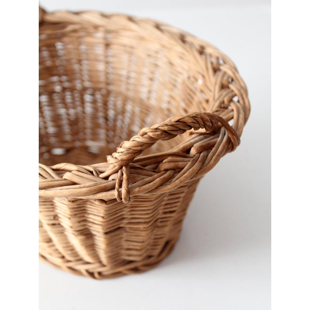 Late 20th Century Vintage Oval Wicker Basket With Handles For Sale - Image 5 of 14