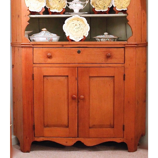 Pennsylvania Pine Open Front Corner Cupboard, 19th Century For Sale - Image 6 of 12