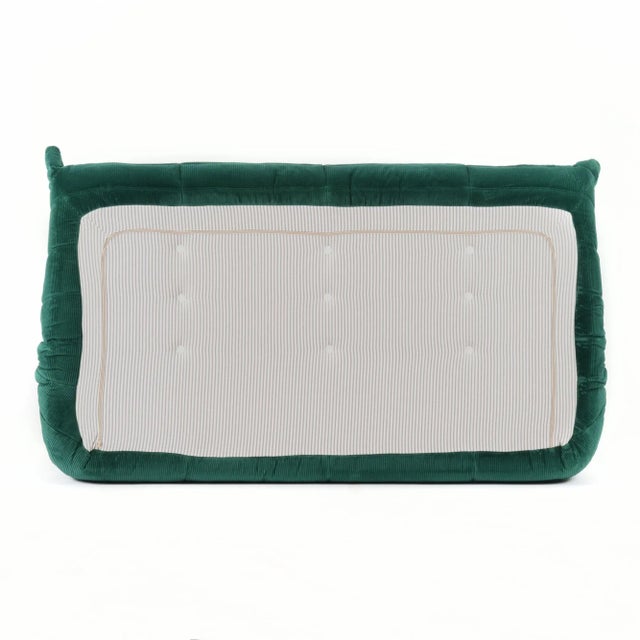 Ligne Roset Togo 3-Seater Sofa in Emerald Corduroy - Original Vintage, Restored For Sale - Image 9 of 11