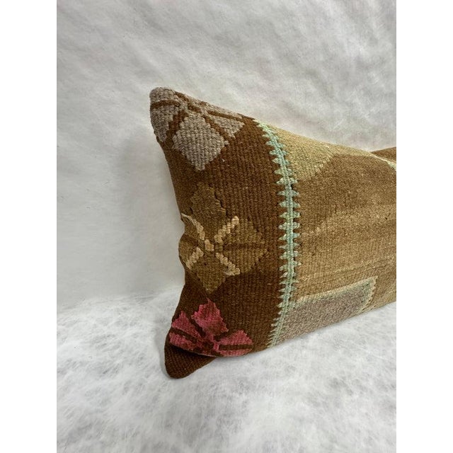 Contemporary Turkish Hemp Pillow Cushion Natural Tan Brown Pillow Cushion Cover 16" x 24" For Sale - Image 3 of 4