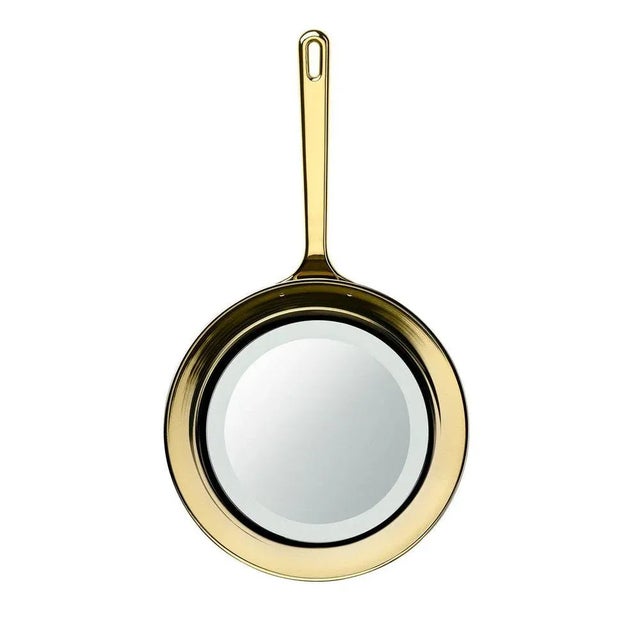 Playful and sophisticated, this mirror will stand out in a contemporary and eclectic interior, where it will add a unique...