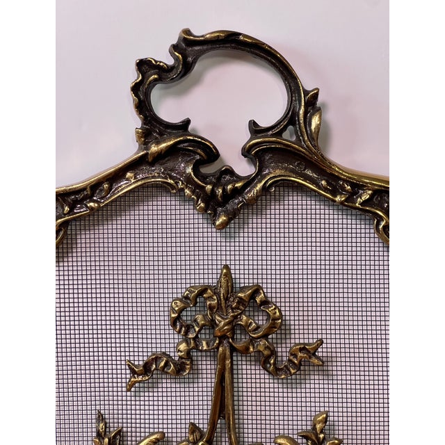 French Louis XVI Style Brass Fireplace Screen With Aged Patina Finish, 20th Century For Sale - Image 13 of 16