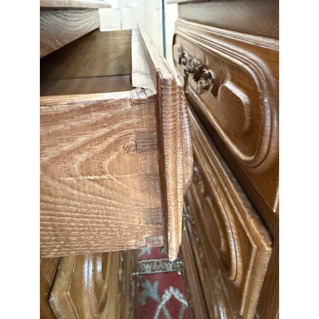 19th Century Neo-Renaissance Bedside Tables in Carved Oak, 1970s, Set of 2 For Sale - Image 6 of 11