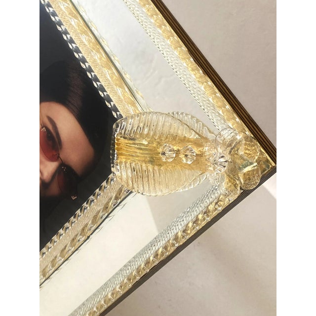 Venetian Rectangular Photo Frame in Transparent and Gold Murano Glass with mirror. Flowers pinched by hand full og gold-...